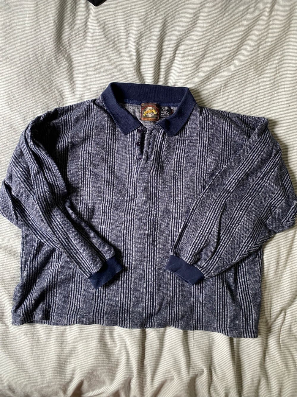 90s cropped men’s sweater